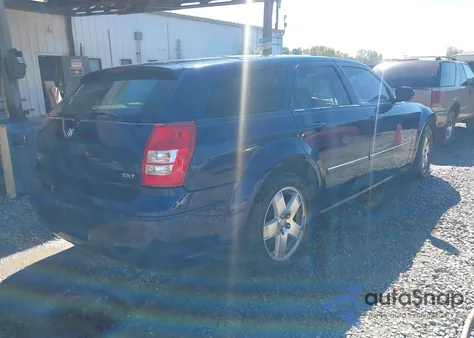 2005 Dodge Magnum Sxt from USA, damaged, VIN 2D4GZ48V15H656452